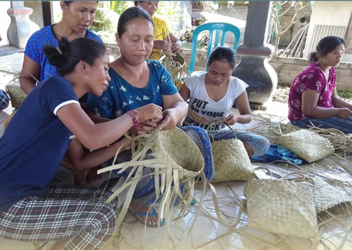 Semangat Kartini dalam.Reforma Agraria